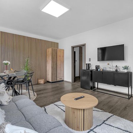 Hotel U Krale Jiriho Stráž pod Ralskem Εξωτερικό φωτογραφία