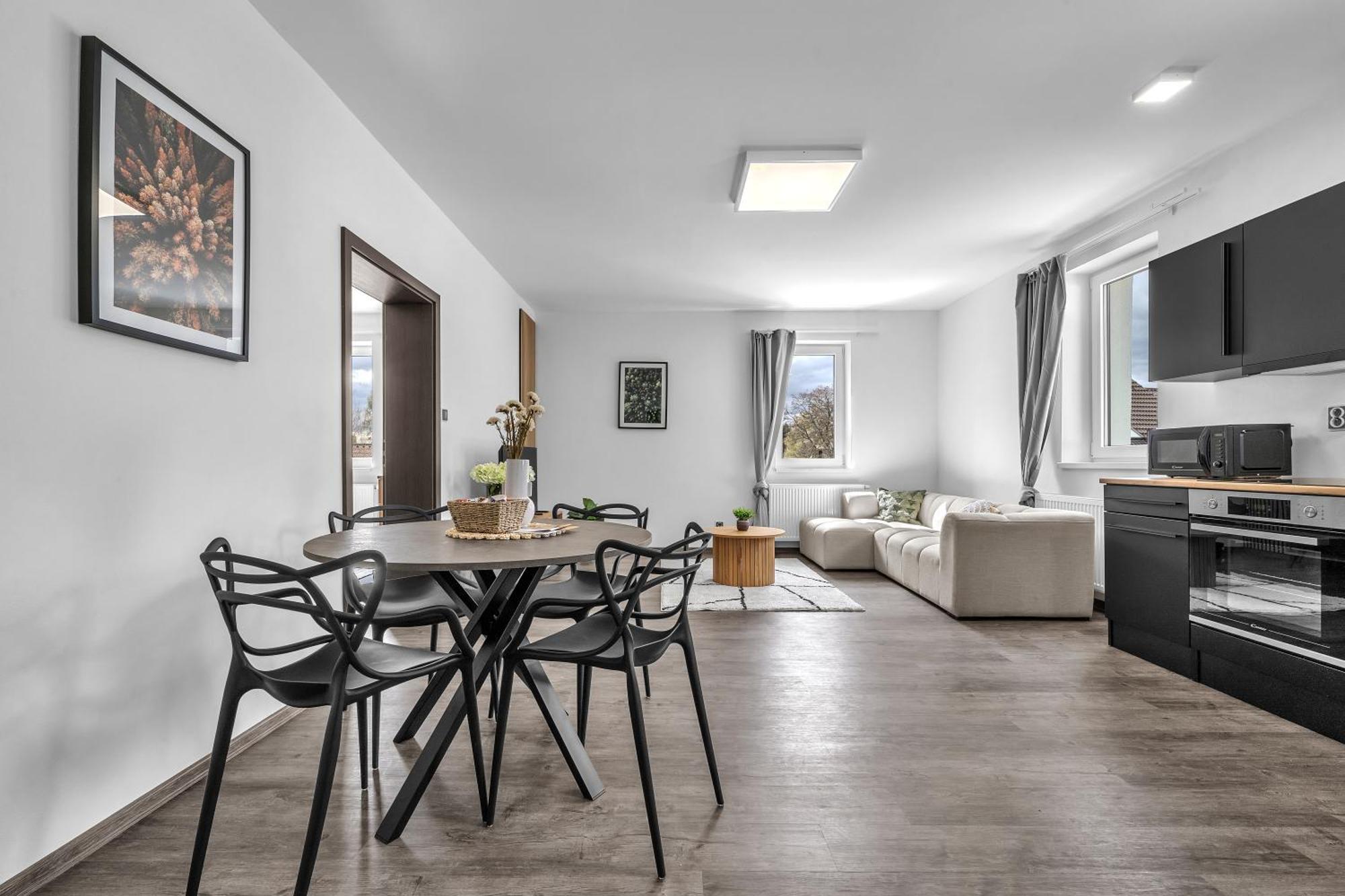Hotel U Krale Jiriho Stráž pod Ralskem Εξωτερικό φωτογραφία